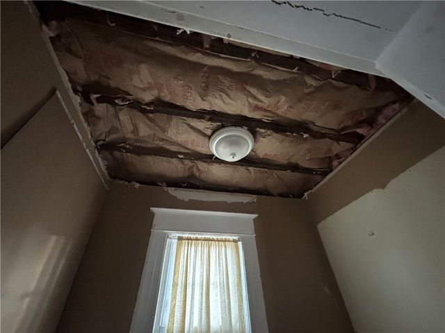 429 Hazelwood, Rochester, NY 14609