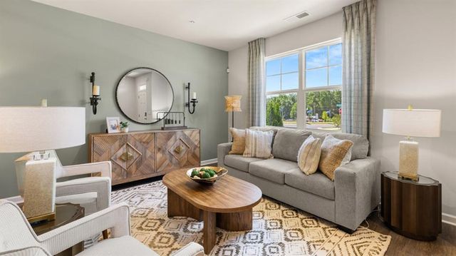 364 Sound Circle, Stockbridge, GA 30281