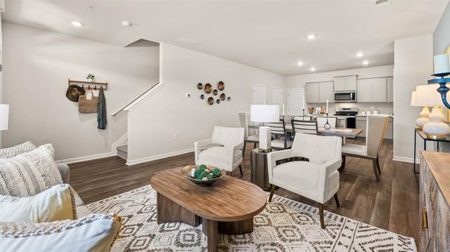 364 Sound Circle, Stockbridge, GA 30281