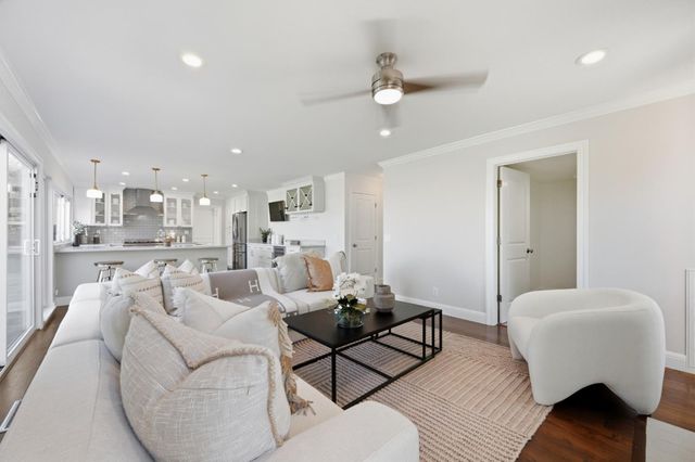 15 Waterloo Court, Belmont, CA 94002