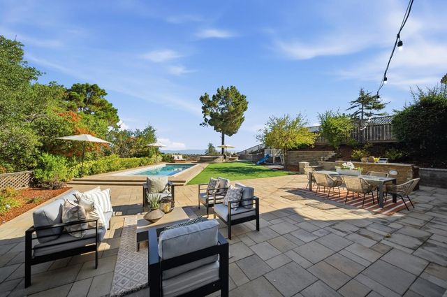 15 Waterloo Court, Belmont, CA 94002