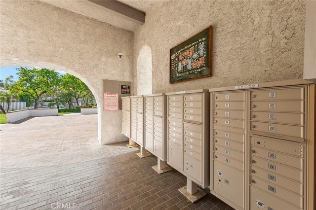 25019 Peachland Avenue 137, Newhall, CA 91321