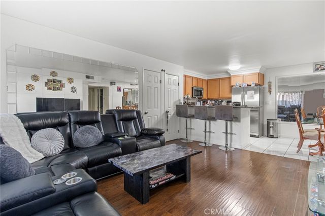 25019 Peachland Avenue 137, Newhall, CA 91321