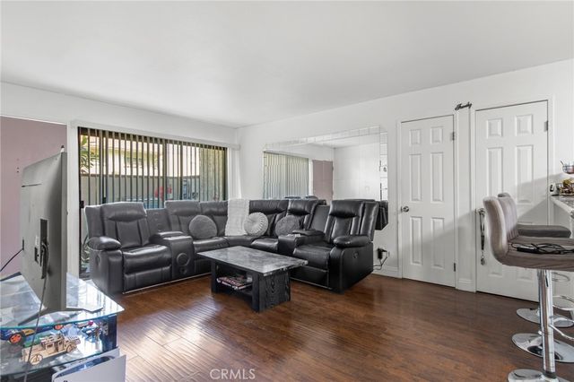 25019 Peachland Avenue 137, Newhall, CA 91321