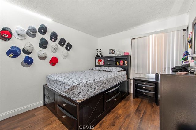 25019 Peachland Avenue 137, Newhall, CA 91321