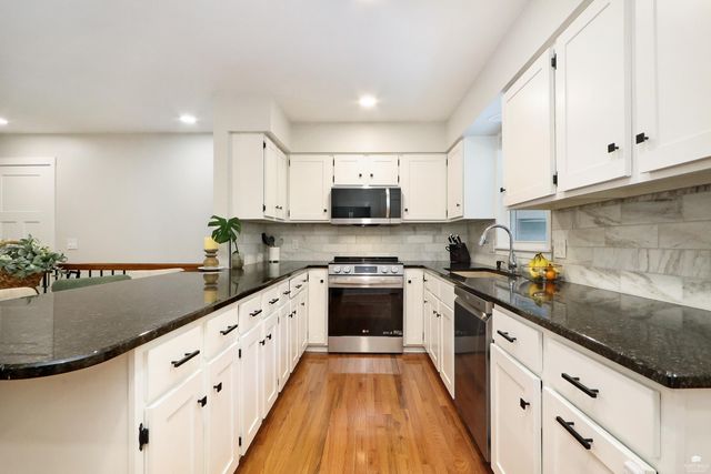 3209 Highland Circle, Manhattan, KS 66503
