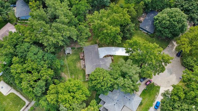 3209 Highland Circle, Manhattan, KS 66503