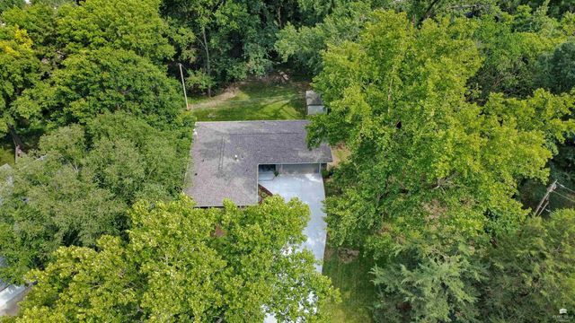 3209 Highland Circle, Manhattan, KS 66503
