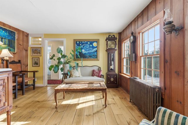 4669 Vermont Rte 100, Londonderry, VT 05148