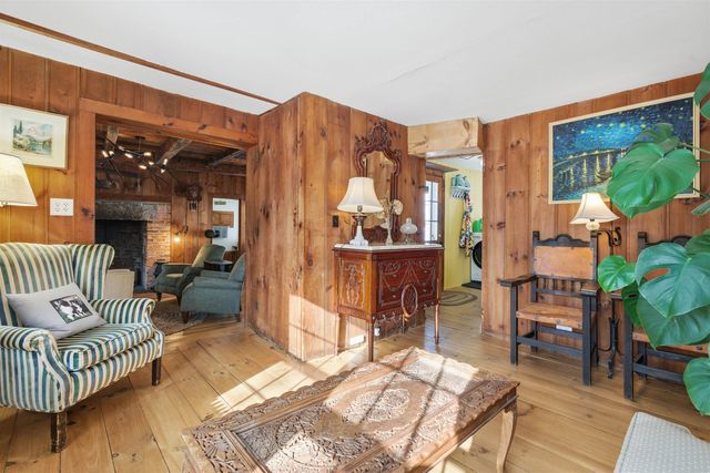 4669 Vermont Rte 100, Londonderry, VT 05148