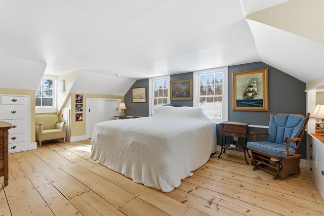 4669 Vermont Rte 100, Londonderry, VT 05148