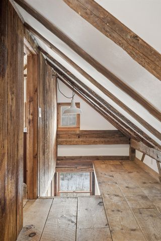 4669 Vermont Rte 100, Londonderry, VT 05148