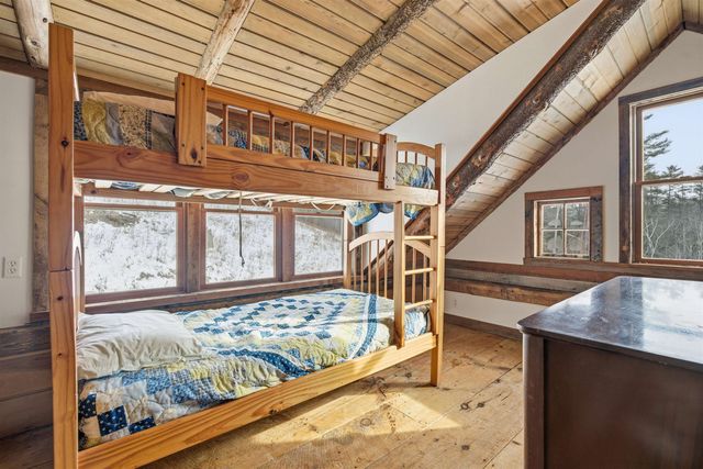 4669 Vermont Rte 100, Londonderry, VT 05148