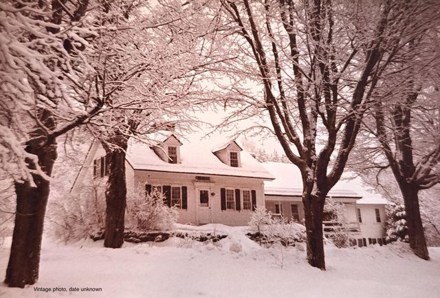 4669 Vermont Rte 100, Londonderry, VT 05148