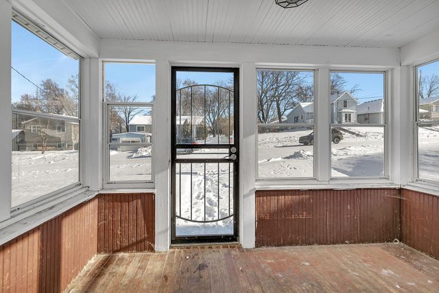 229 9th Avenue N, Waite Park, MN 56387