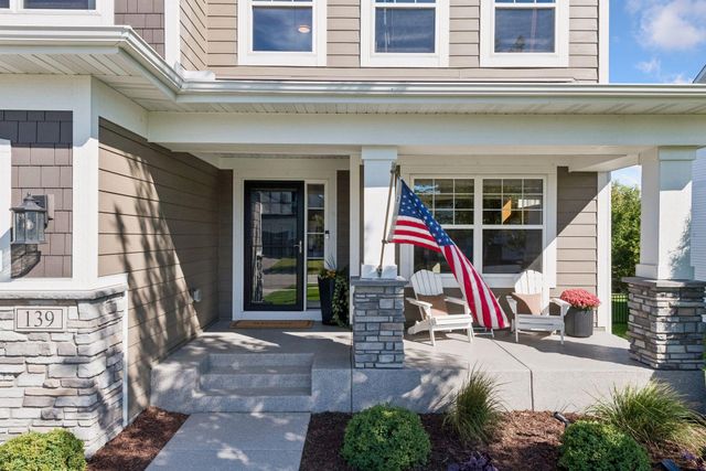 139 Maple Terrace, Waconia, MN 55387