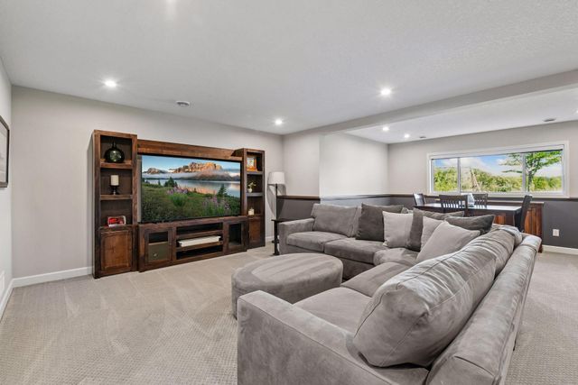 139 Maple Terrace, Waconia, MN 55387
