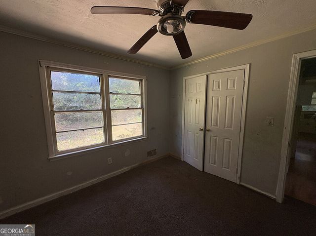 7126 Pineview Drive, Covington, GA 30014
