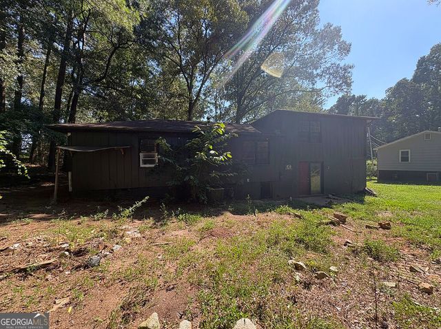 7126 Pineview Drive, Covington, GA 30014
