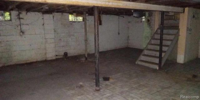 18620 Maine Street, Detroit, MI 48234