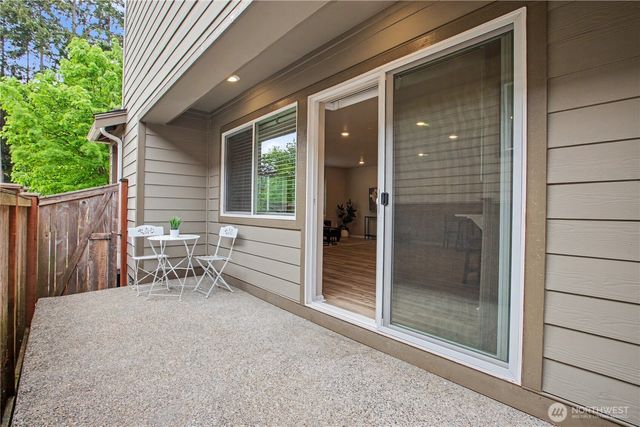 3340 Hoffman Hill Blvd, Dupont, WA 98327