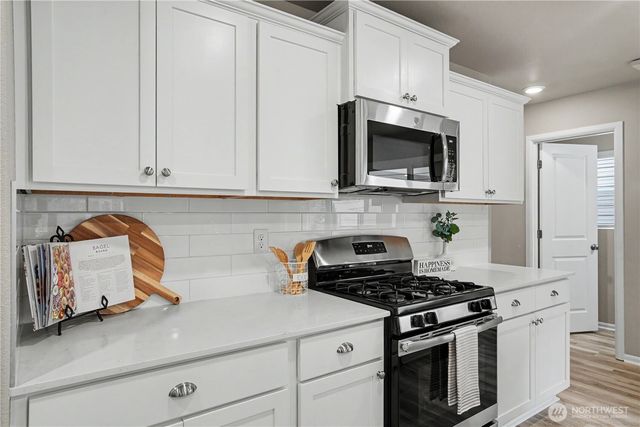 3340 Hoffman Hill Blvd, Dupont, WA 98327