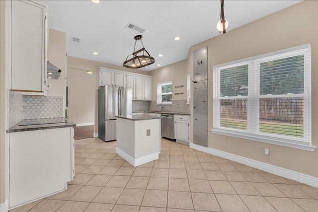 2971 Seguin Trail, Fort Worth, TX 76118