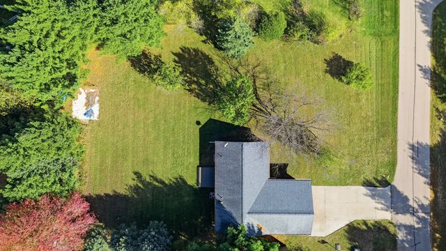 844 Hann Avenue, Dixon, IL 61021