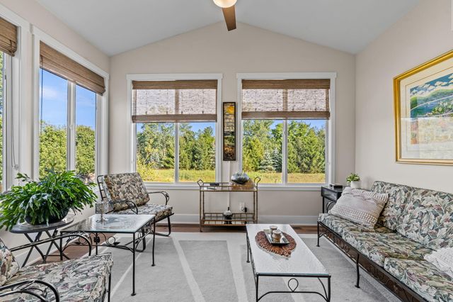 6691 Yamoto Way, Fennville, MI 49408