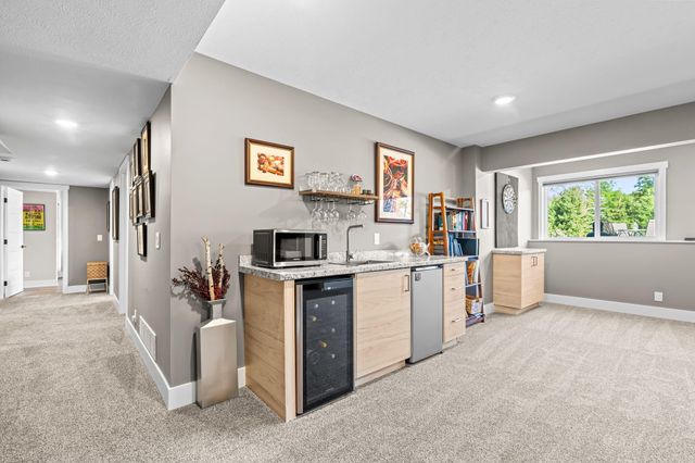 6691 Yamoto Way, Fennville, MI 49408