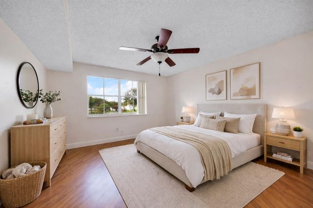 2809 N Course Drive 205, Pompano Beach, FL 33069