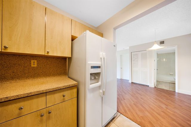 2809 N Course Drive 205, Pompano Beach, FL 33069