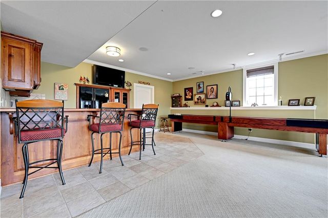 16661 S Country Club Drive, Loch Lloyd, MO 64012