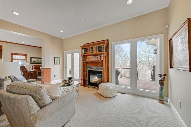 16661 S Country Club Drive, Loch Lloyd, MO 64012