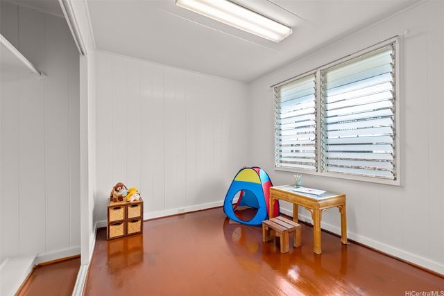 1029 Mamalu Place, Honolulu, HI 96817