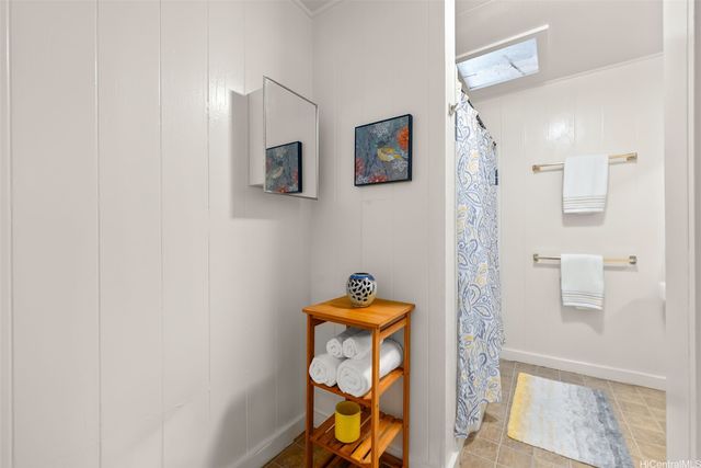 1029 Mamalu Place, Honolulu, HI 96817