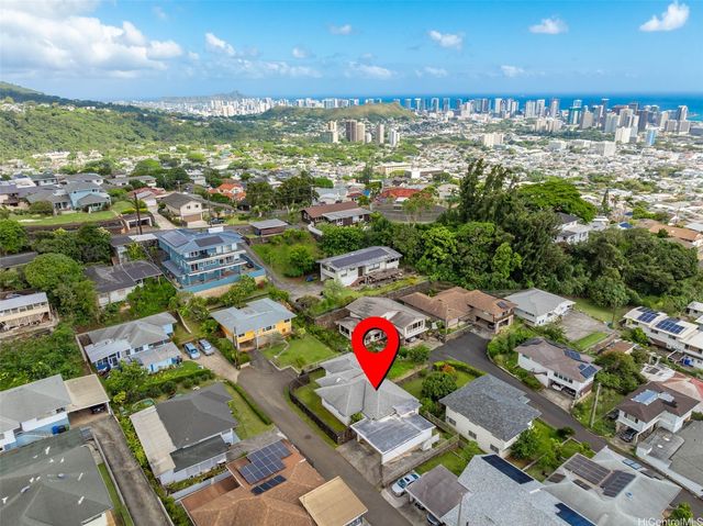 1029 Mamalu Place, Honolulu, HI 96817