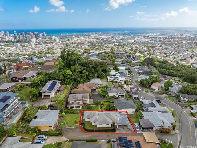 1029 Mamalu Place, Honolulu, HI 96817