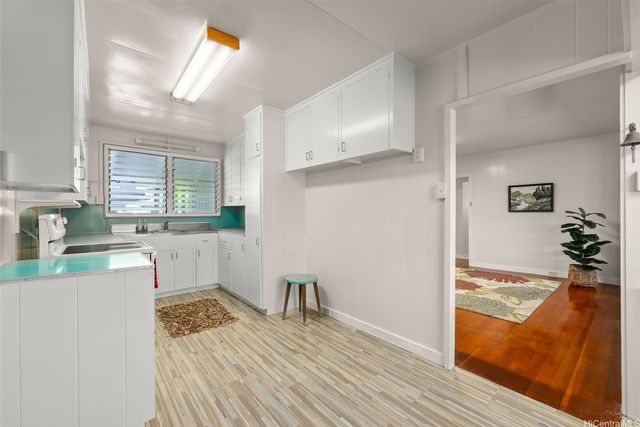 1029 Mamalu Place, Honolulu, HI 96817