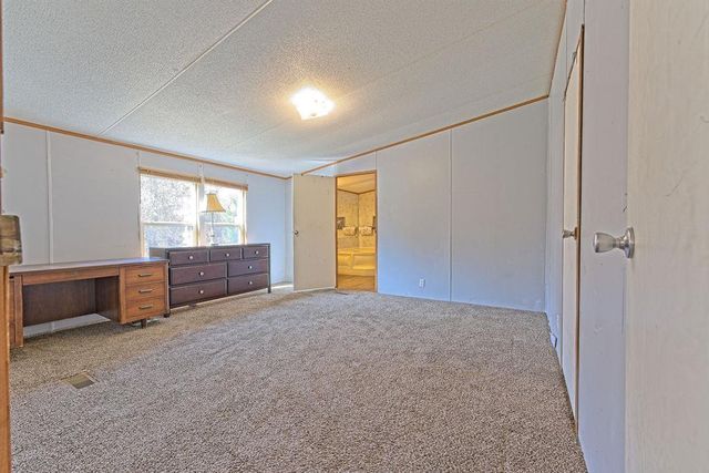 22072 Melissa Lane, Harrah, OK 73045