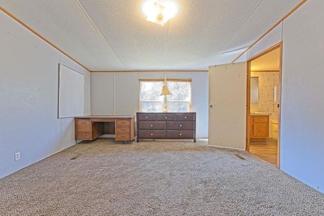 22072 Melissa Lane, Harrah, OK 73045