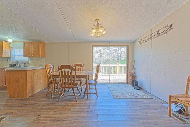 22072 Melissa Lane, Harrah, OK 73045