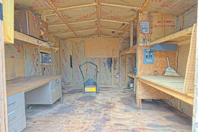 22072 Melissa Lane, Harrah, OK 73045