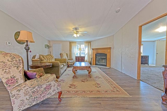 22072 Melissa Lane, Harrah, OK 73045