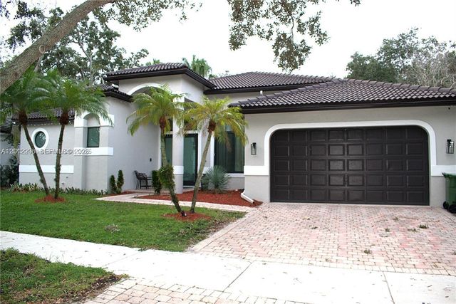 1489 Lantana Ct, Weston, FL 33326