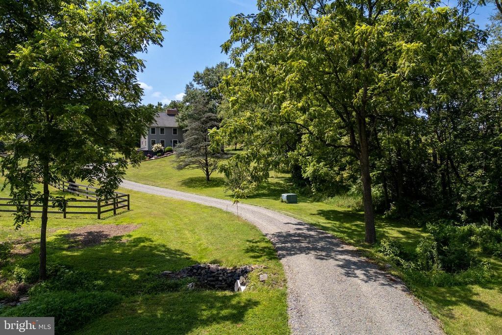 576 OLD SKIPPACK RD, Harleysville, PA 19438
