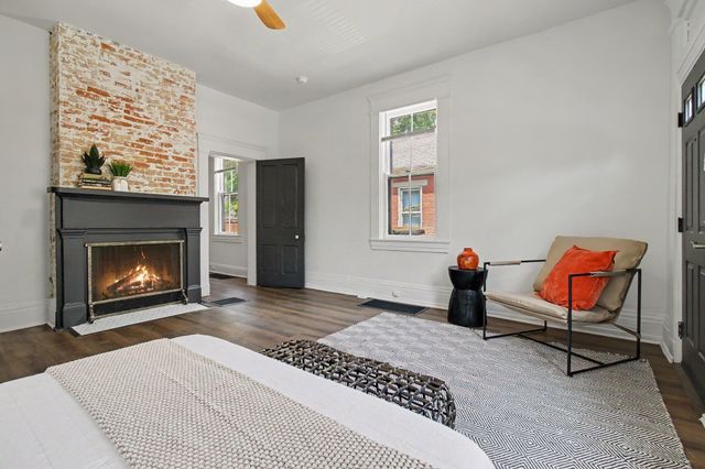 218 Pleasant Street, Covington, KY 41011