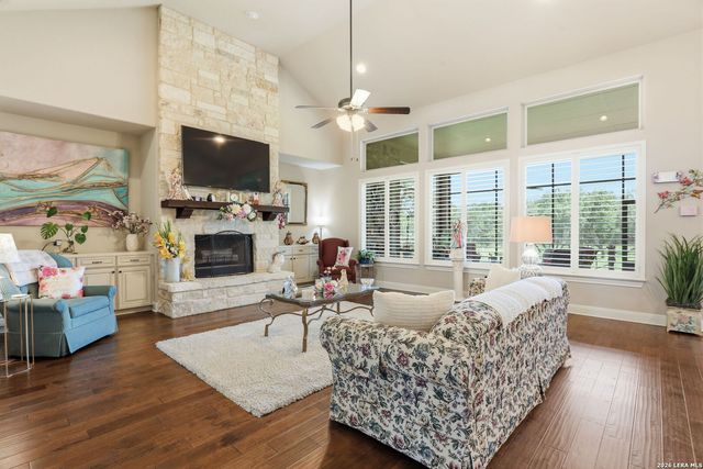 575 SOLMS FRST, New Braunfels, TX 78132