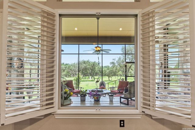 575 SOLMS FRST, New Braunfels, TX 78132