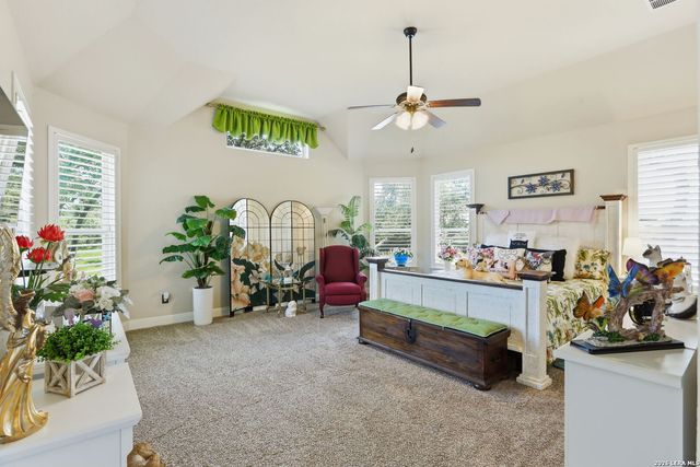 575 SOLMS FRST, New Braunfels, TX 78132